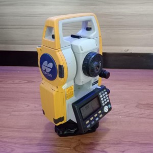 Total Station Topcon ES65 Second Original Garansi